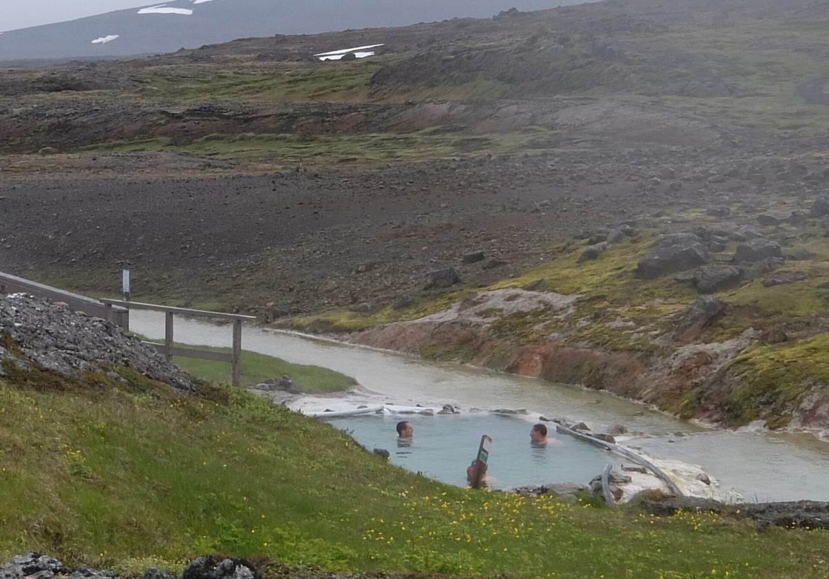 Iceland hot pots map
